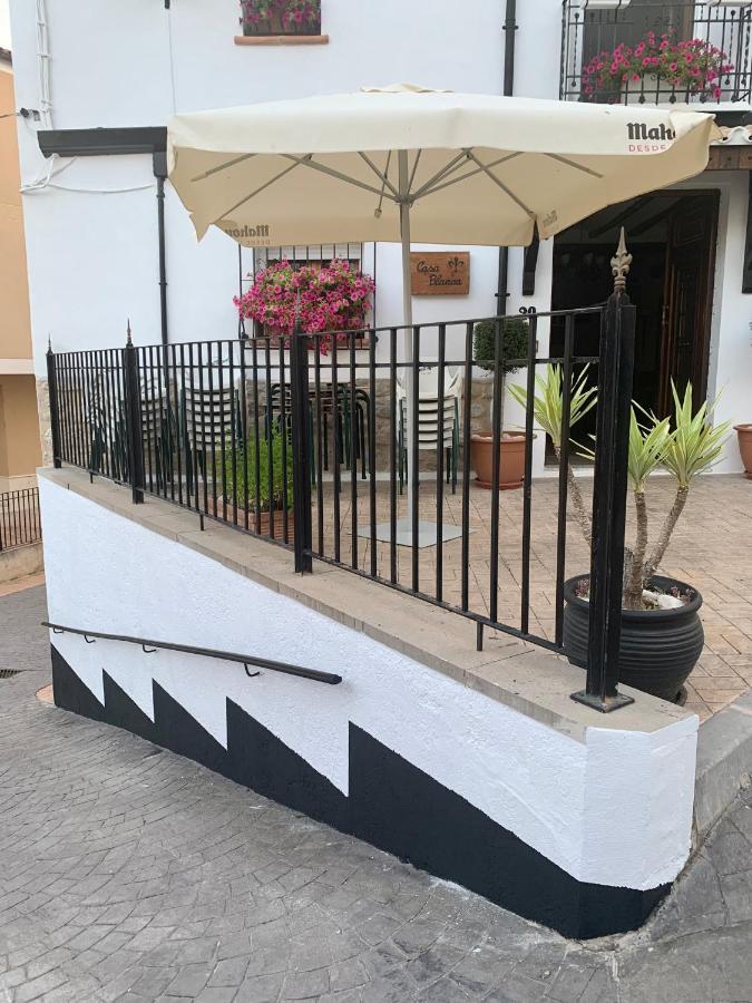 Casa Blanca Bed & Breakfast Castell De Castells ภายนอก รูปภาพ