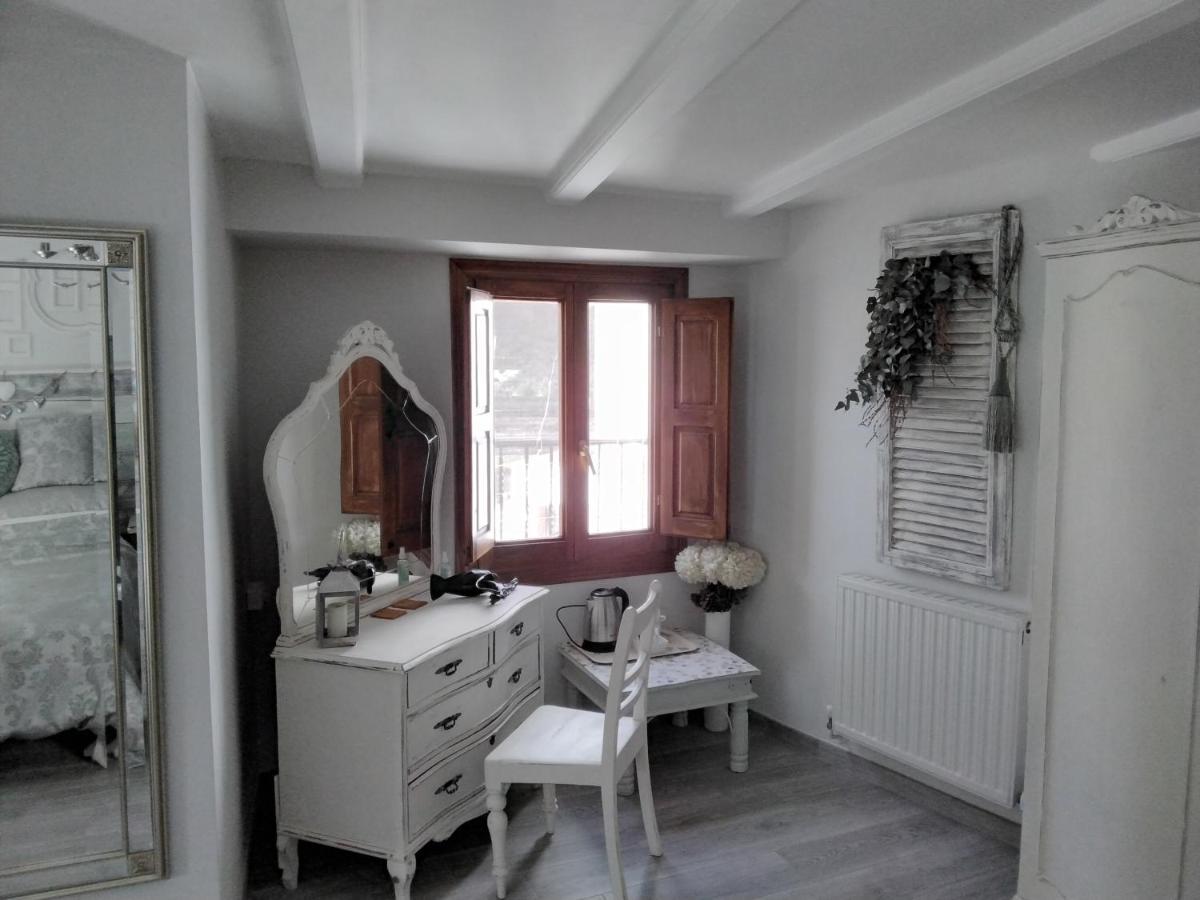 Casa Blanca Bed & Breakfast Castell De Castells ภายนอก รูปภาพ